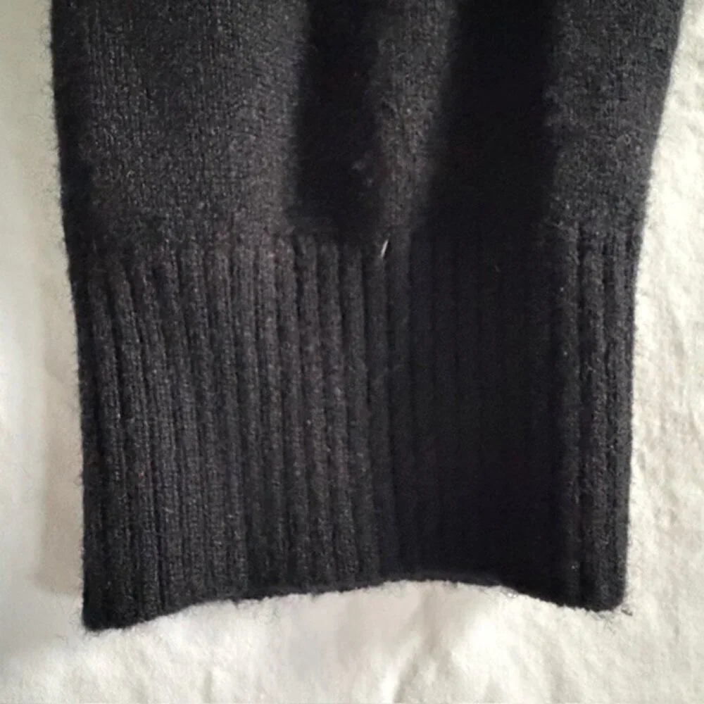 LANDS END Black 100% Cashmere V Neck Pullover Sweater Medium